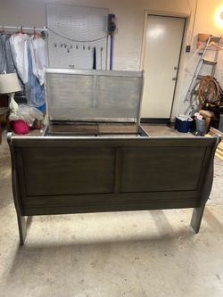 Bed frame full-size