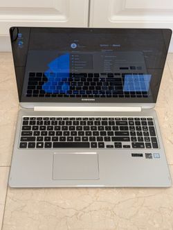 Samsung Notebook 7 Spin i7 / 12GB RAM / SSD / 940MX