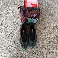 Women’s dress, shoes and handbag