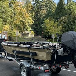 14’ 8” Valco Aluminum Boat