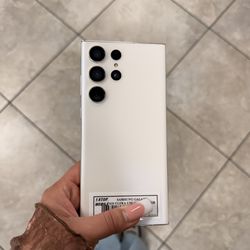 SAMSUNG S23 ULTRA UNLOCKED 256GB