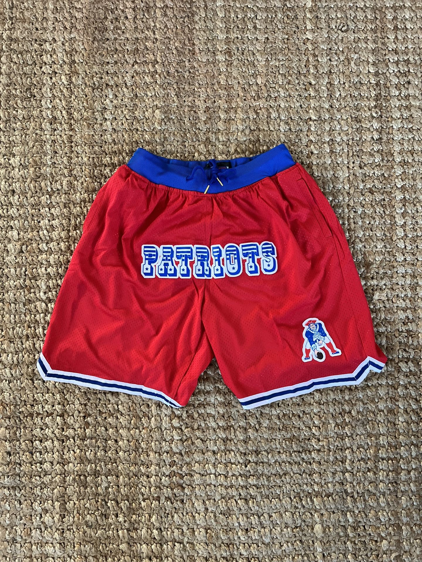 MENS NEW ENGLAND PATRIOTS BASKETBALL SHORTS XL