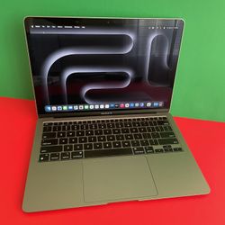Apple MacBook Air 13 (2020 Model/ M1 chip) 8GB Memory 128GB storage great laptop  