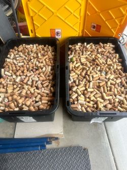 Wine corks 7,500 +