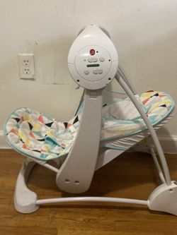 Fish price Baby Swing ( Battery Operated )