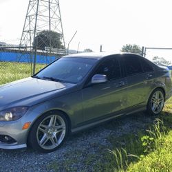 2009 Mercedes Benz c350  