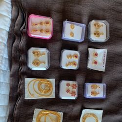 Gold Plated Earings And Semi Precious Real Stones Bracelets 