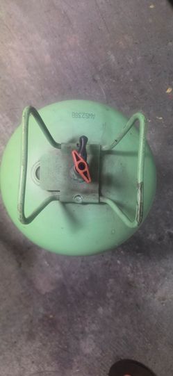 Green cylinder