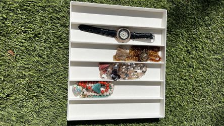 Joyero , Mostrador De Joyas,  ( Jeweler)