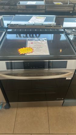 LG SMART Induction Slide in range - One year warranty included!