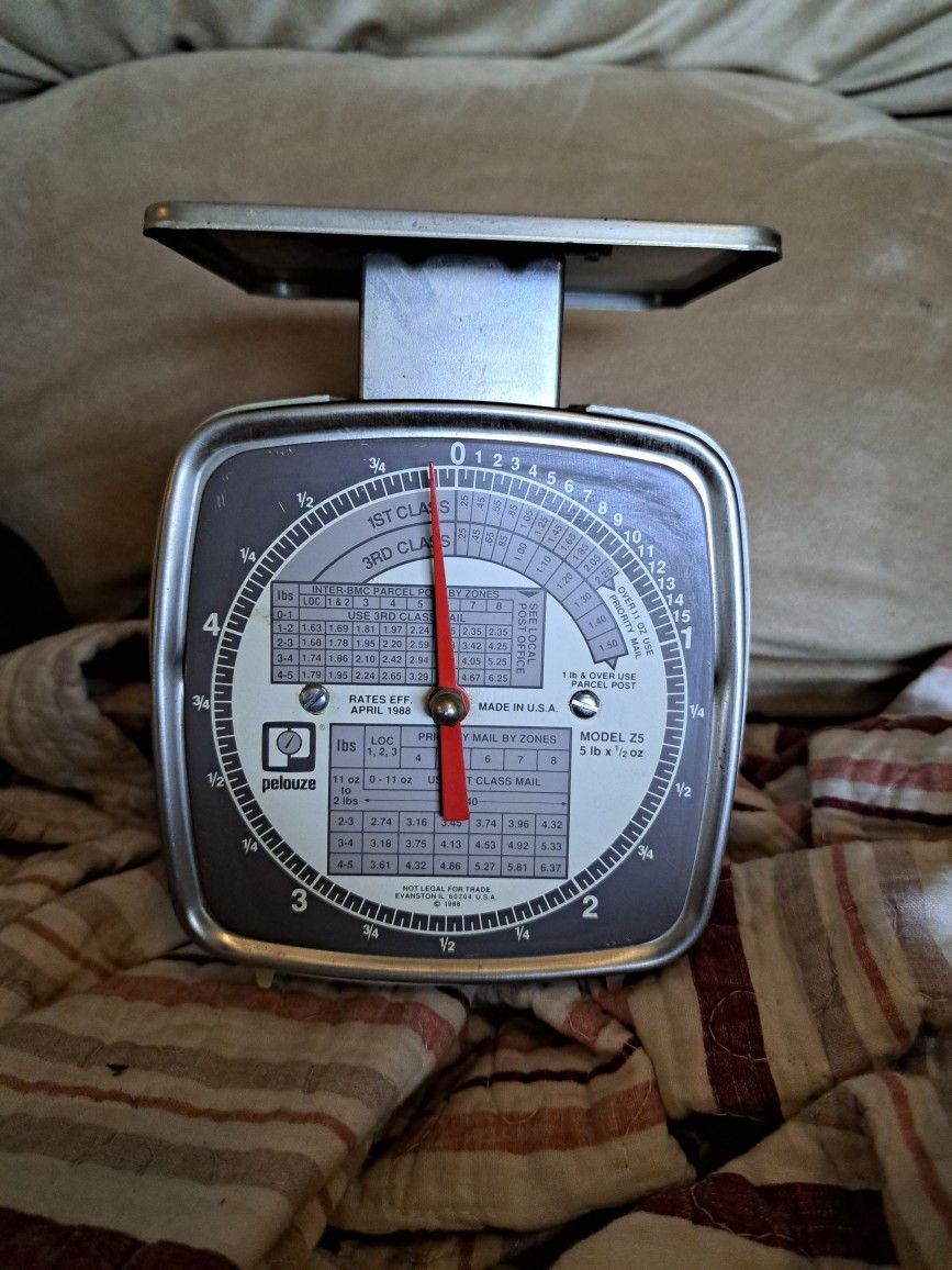 Vintage 5lb Scale