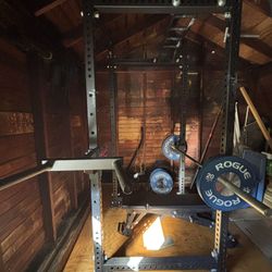 *ALL EQUIPMENT INCLUDED ROGUE FITNESS MONSTER SERIES RACK