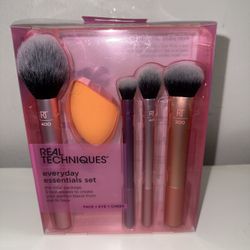 Real Techniques Brush Set NEW