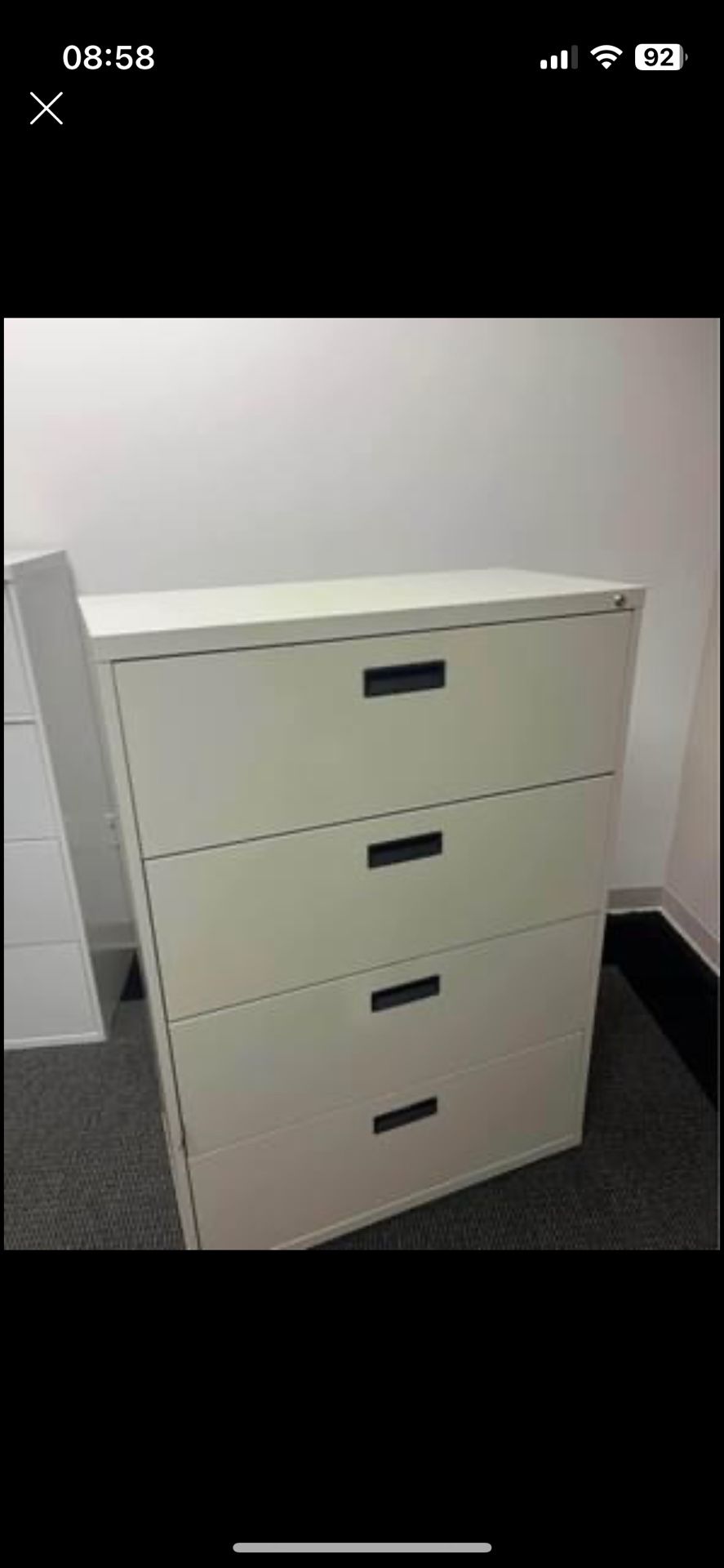 Office filing cabinet with key (LATERAL)