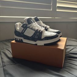 Louis Vuitton Trainer Sneaker