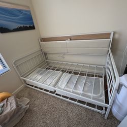 Twin Daybed With Trundle