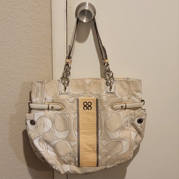 Colette Canvas Carryall Bag