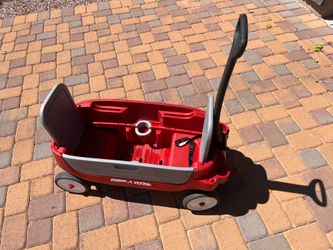Radio flyer wagon
