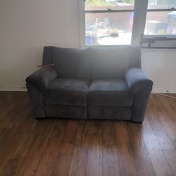 Recliner Couch 