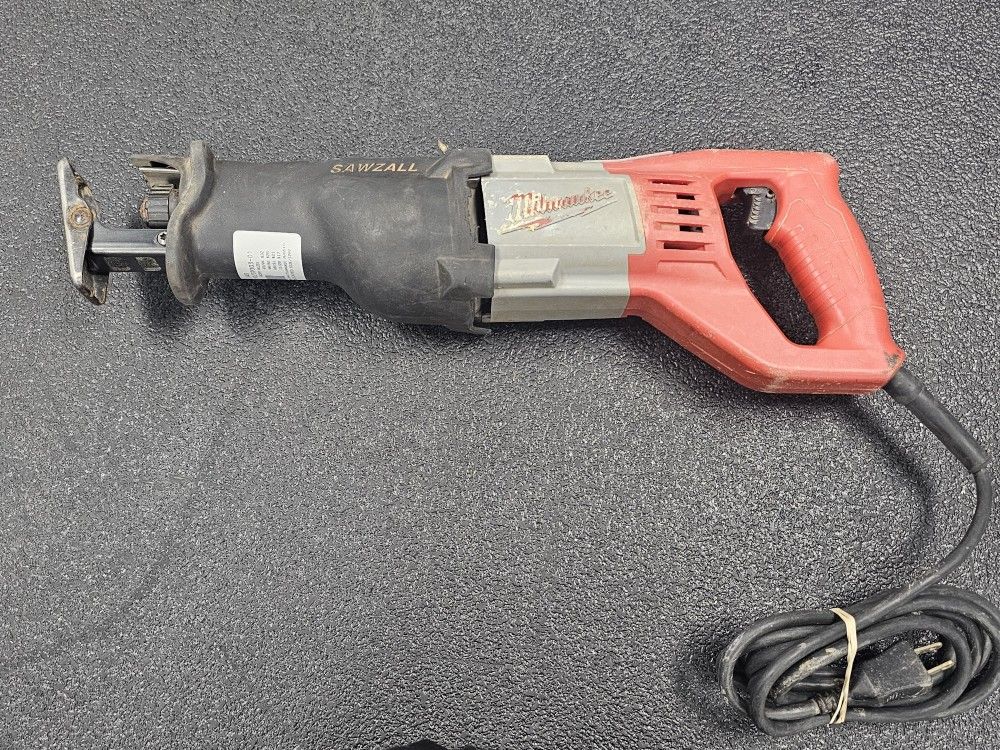 Milwaukee Reciprocating Saw. ASK FOR RYAN. #4(contact info removed)303-01