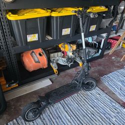 Electric Scooter (27 MPH)