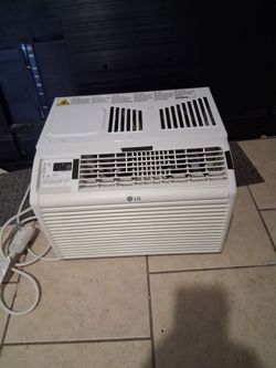 Aire acondicionado de ventanas trabando bien