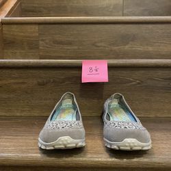 Women’s Shoes