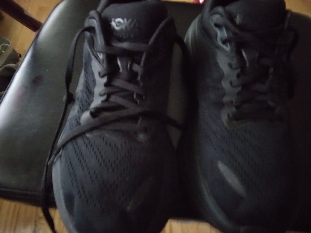 Womens Hoka Shoes Size 8.5 B