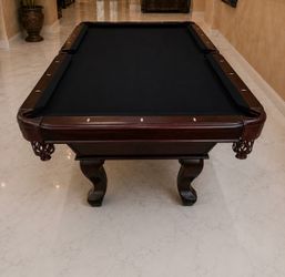 Immaculate Condition Pool Table 7’ (Free Delivery & Pro Setup)