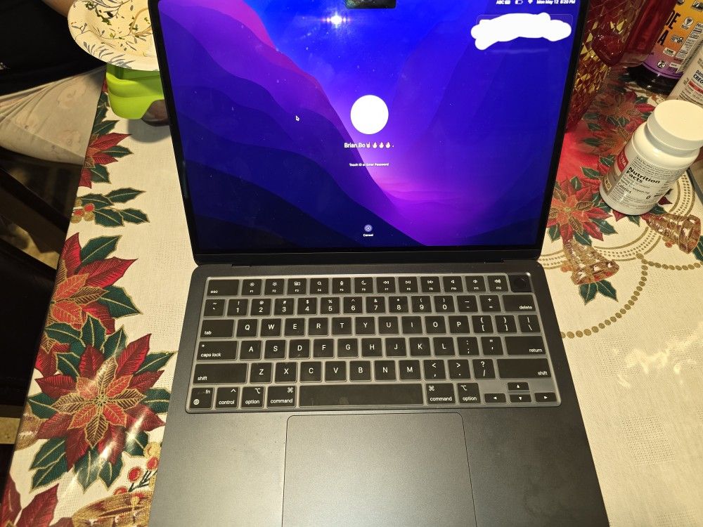 Macbook Air M2 chip 2022
