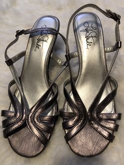 9.5 WMS gunmetal sandal heels