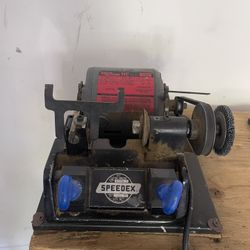 KEY MAKER MACHINE 