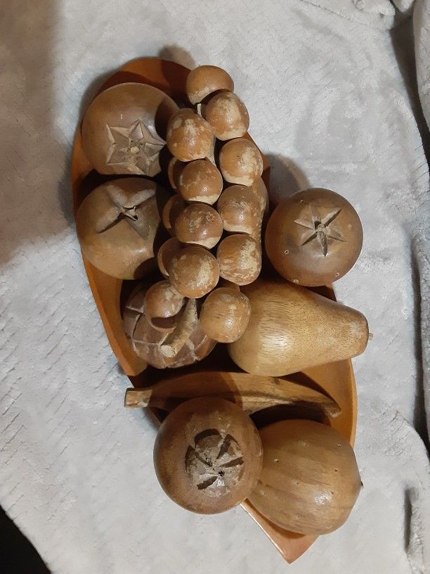 Vintage Hard Carved Fruit And Fruit Bowl