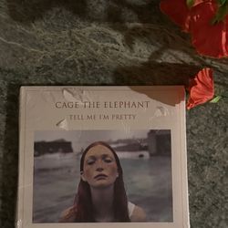 Cage The Elephant- Tell Me I’m Pretty 