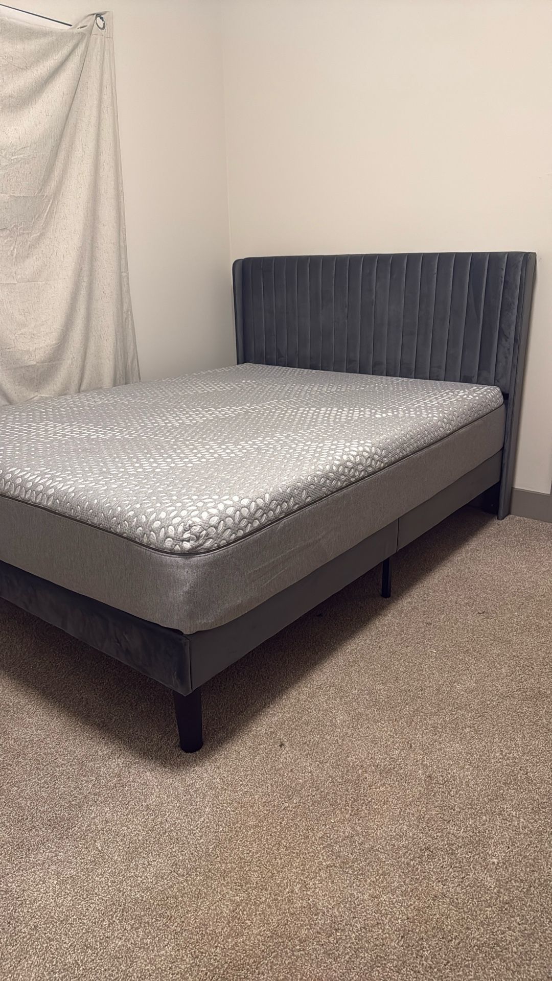 Queen Sized Bed with Mattress
