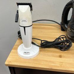 $100 JRL Clipper Or Best Offer
