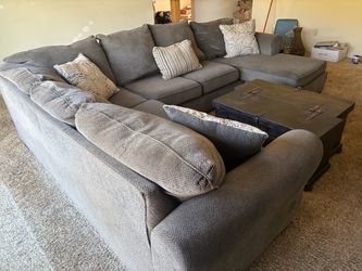 Large Gray Fabric Sectional Sofa with Chaise