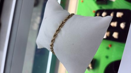 Bracelet
