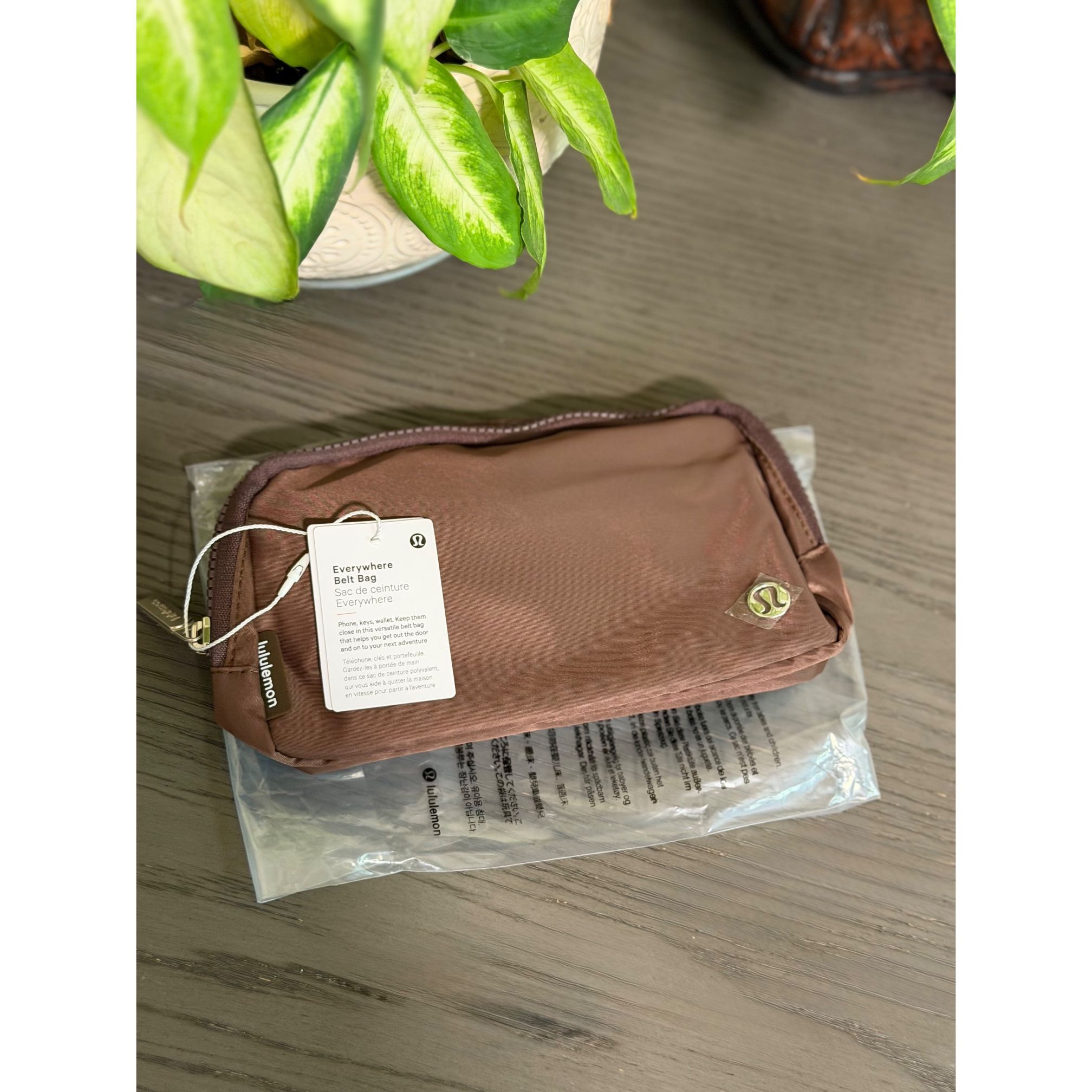 Lululemon Everywhere Belt Bag