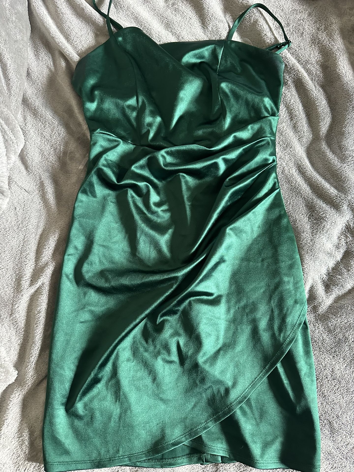 green mini dress 
