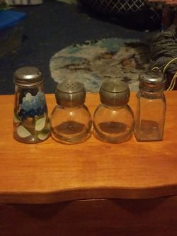 Salt & Pepper Glass Containers