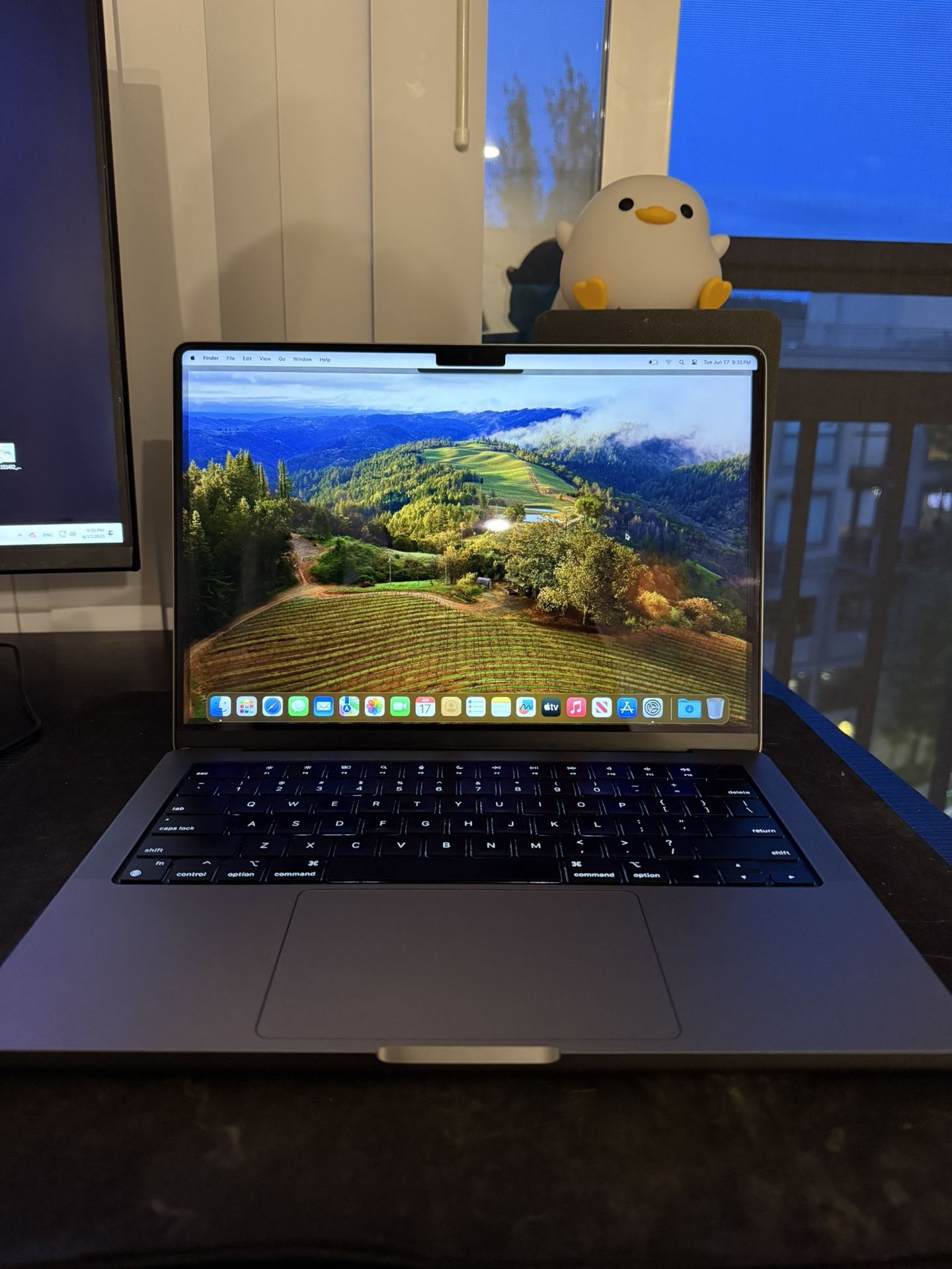 Apple MacBook Pro 14 In M1 Pro Chip 2021 16GB 512GB SSD Space Gray