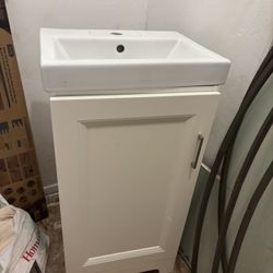 Bathroom Vanity With Sink And Mirror W/ Storage
