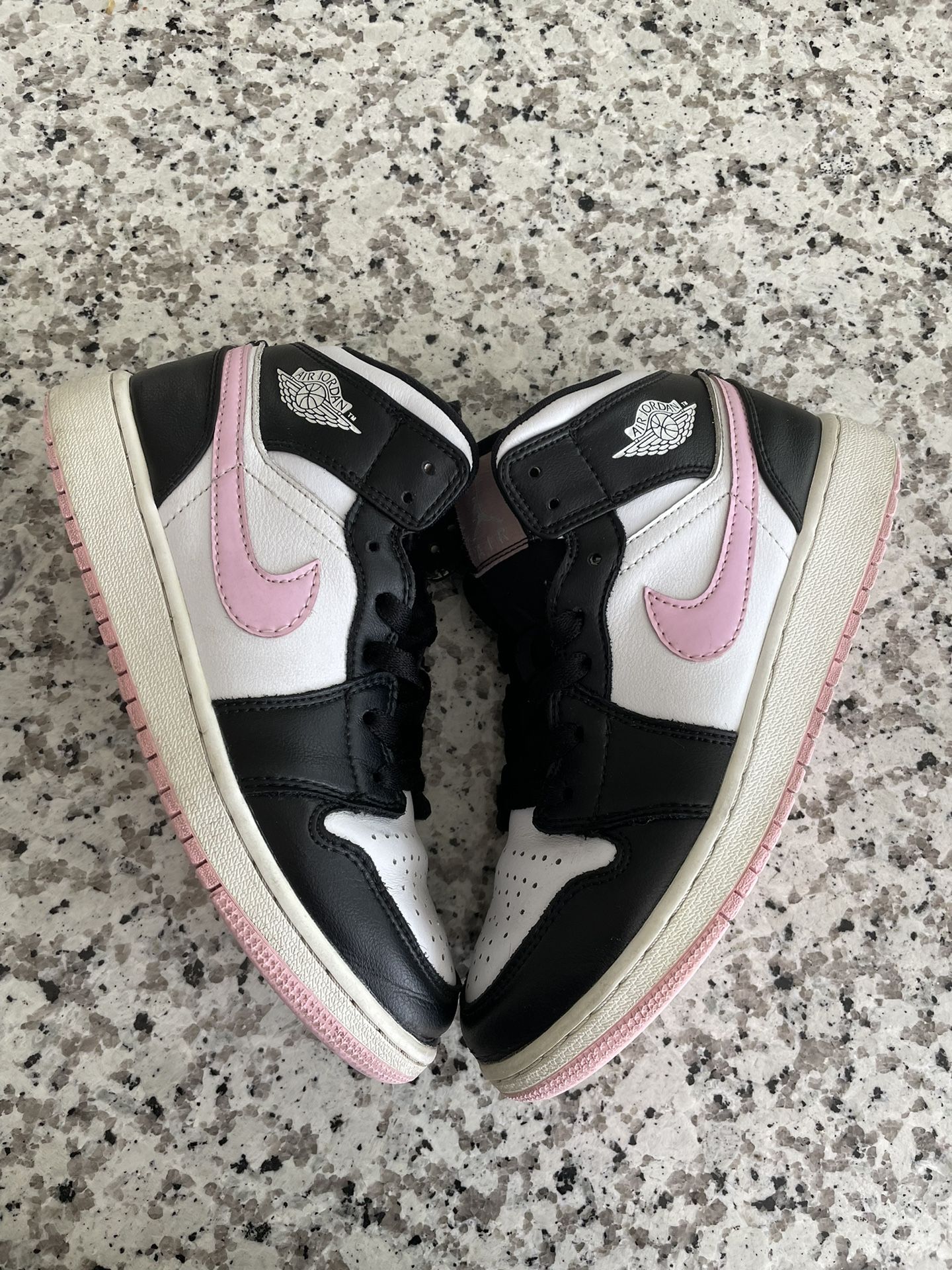 Nike Lunar MVP Pregame