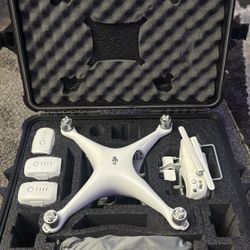 DJI Phantom 4
