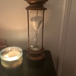 Vintage Hourglass