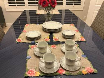 Fine porcelain China Diane Japan 20pieces
