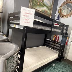 Twin over Twin Bunkbed with mattresses included