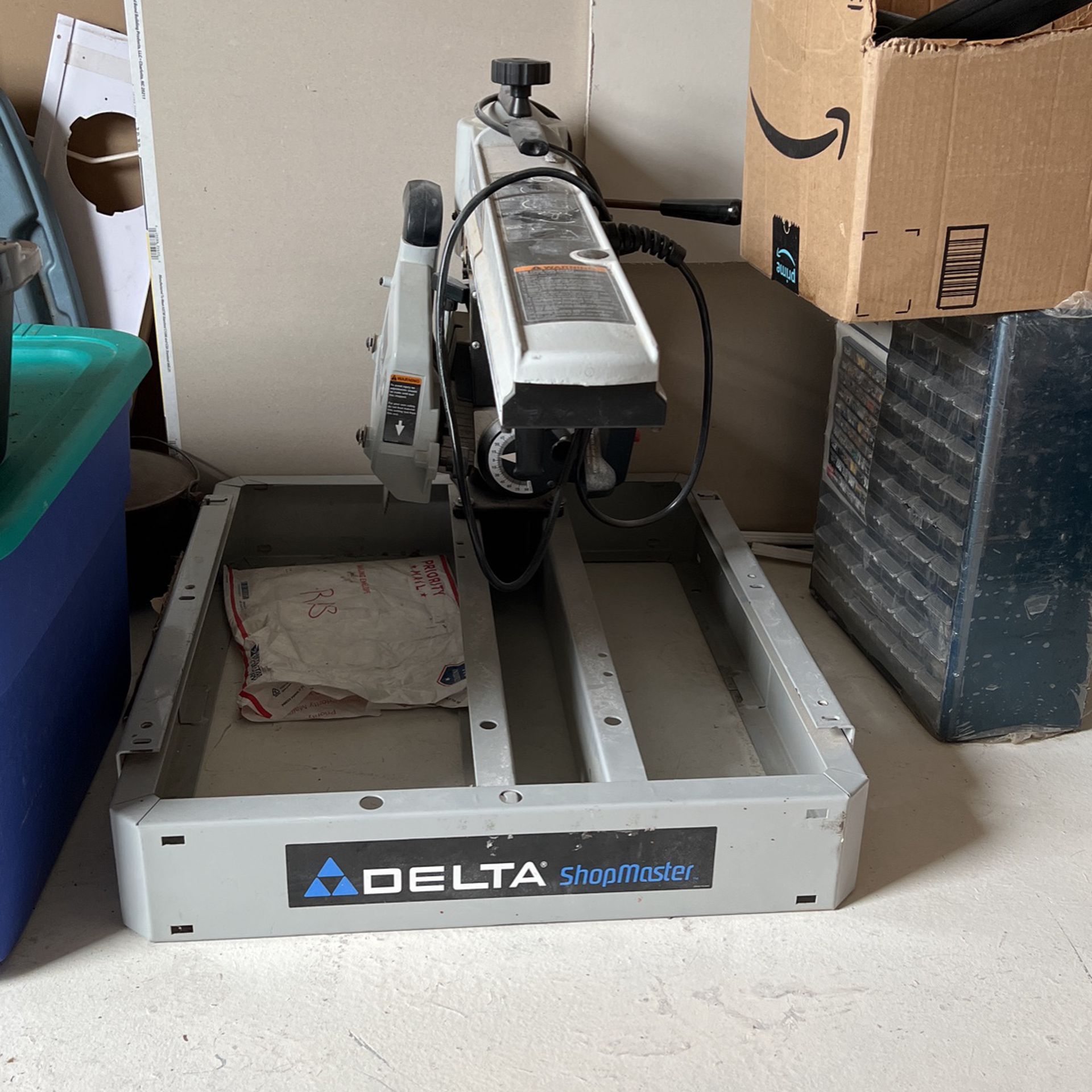 10” Delta Shop master Radial Arm Saw