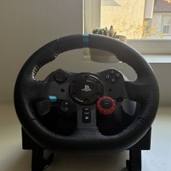 Logitech g29 Racing Wheel